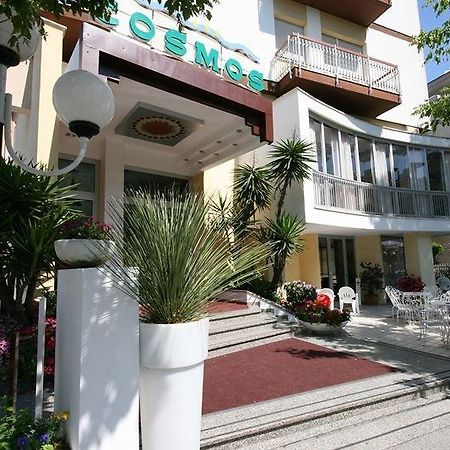Hotel Cosmos Rímini Exterior foto